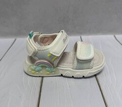 Дитячі босоніжки Tom. m LED  для дівчинки  білий 23-28