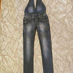 Комбинезон джинсовый 