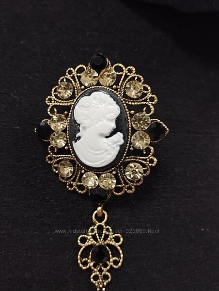 Брошка вінтажна.