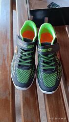 Кросівки Powered by Skechers