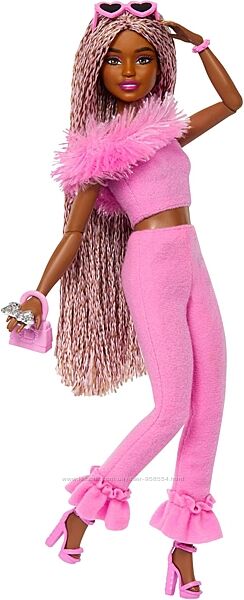 Кукла Barbie Deluxe style Barbiecore Барби Делюкс 4 Модница в костюме HYV28