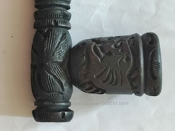 Трубка и наперсток , как сувенир так и по назначению