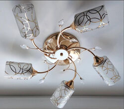 Люстра на 5 плафонов