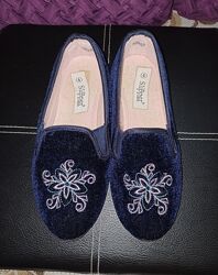 Slipper Красивые теплые женские тапки велюр т синие 23,5