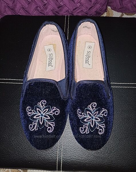 Slipper Красивые теплые женские тапки велюр т синие 23,5
