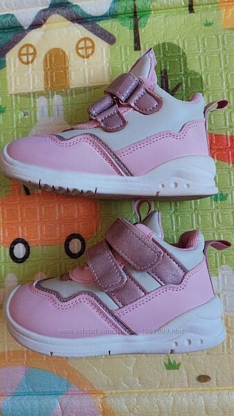 Кросівки sinsay 22р