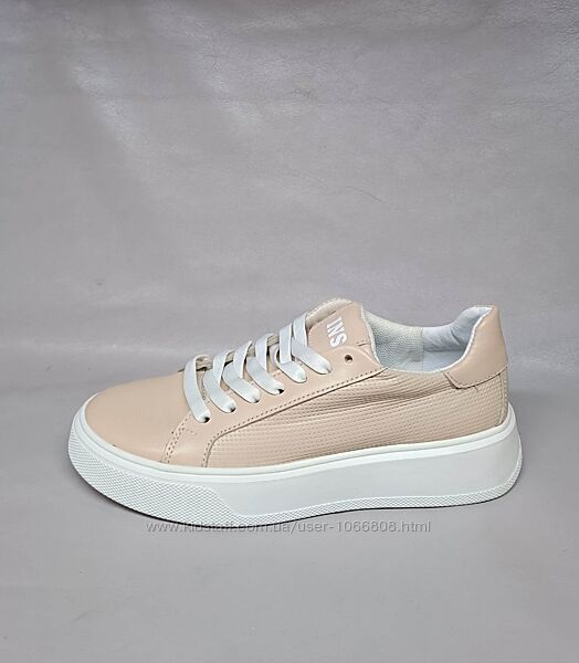 Кросівки 37 р Шкіра