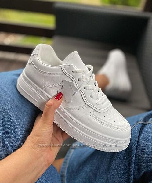 Білі шкіряні кросівки. , кеди на платформі білі шкіра, кроссовки кожа