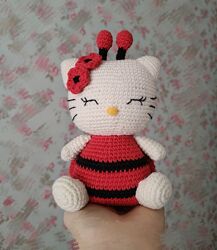 Амігурумі в´язана іграшка Hello Kitty киця