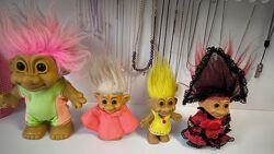 Тролі russ іспанська дама та звичайні та великий