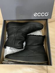 чорні шкіряні чоботи-черевики Ecco 39 р