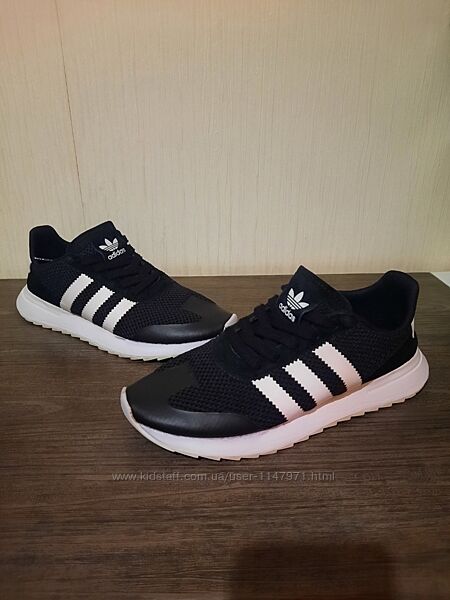 Кросівки adidas flashback 