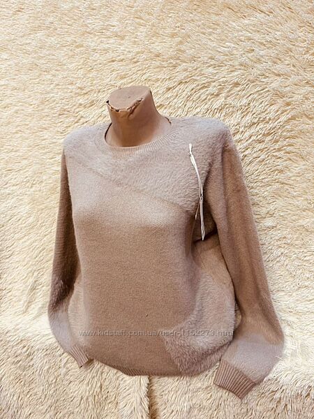 Женский теплый свитер