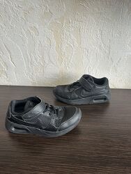 Кросівки Nike р-33