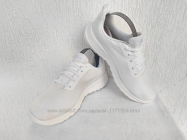 Кроссовки, мокасини текстильние skechers goga max gen 5 р.38