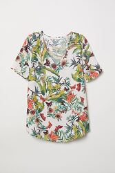 Жіноча футболки H&M з віскози з рослинним принтом 