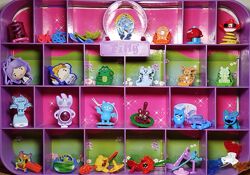 Фигурки киндер рисовалки, компьютеры, крутилки, лупы и др.