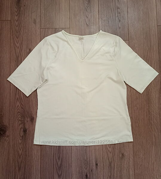 Футболка ніжно-салатова р. l стан нової