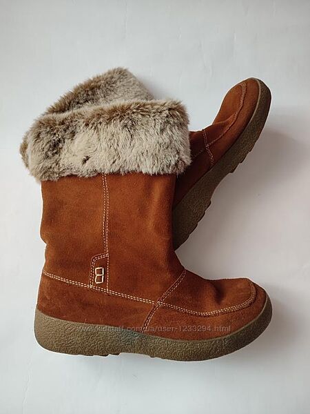 жіночі замшеві чоботи розмір 38 по устілці 24см