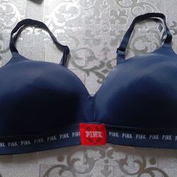 Спортивний бюстгальтер із колекції pink від victoria´s secret.