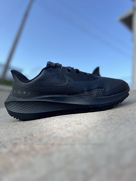 Кросівки Nike Air Zoom Pegasus Shield. Оригінал.