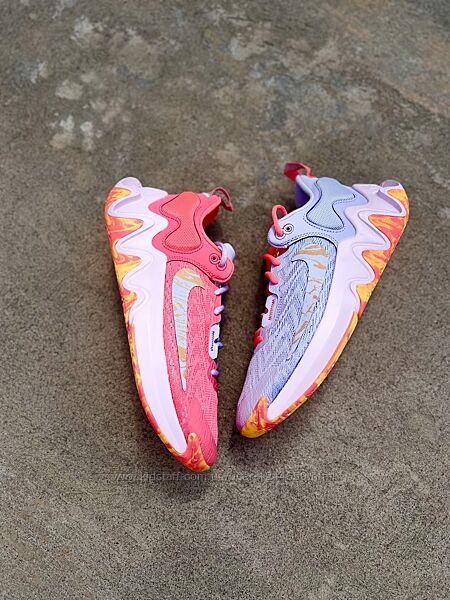 Бігові кросівки Nike Giannis. Оригінал.