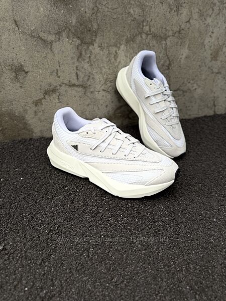 Кросівки Adidas Lightblaze. Оригінал.