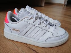 Кроссовки Adidas  оригинал . р 37