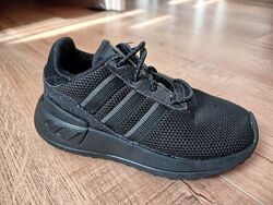 Кроссовки Adidas р23