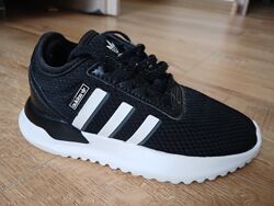 Кроссовки Adidas , оригинал . р28