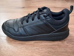 Кроссовки Adidas. р 35