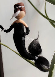 Сувенірна лялька підвіска русалонька lady in black