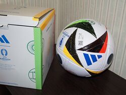 Футбольний мяч adidas Fussballliebe EURO 2024 League Box розмір 5 мяч