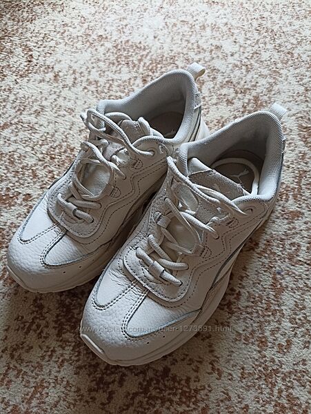  Кросівки Puma для дівчинки р.36