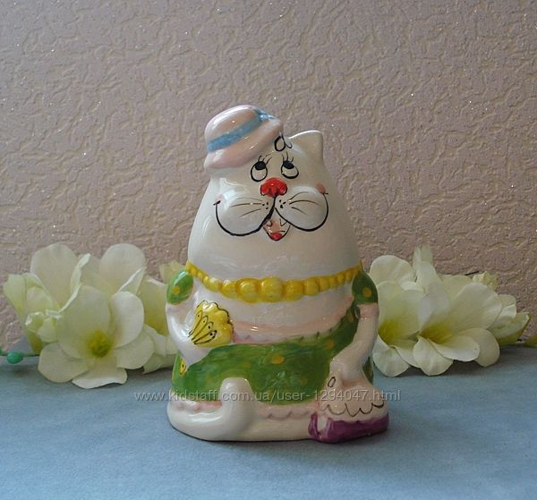 Фигурки-копилки разные