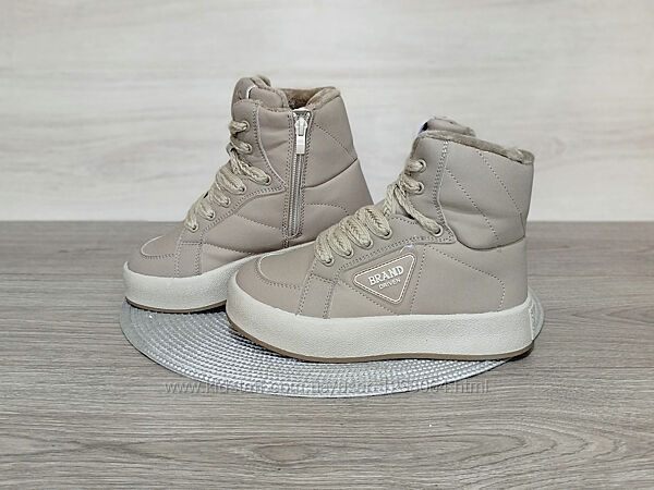 B227. Черевики зимові Jong-Golf, р38, 21,1 см