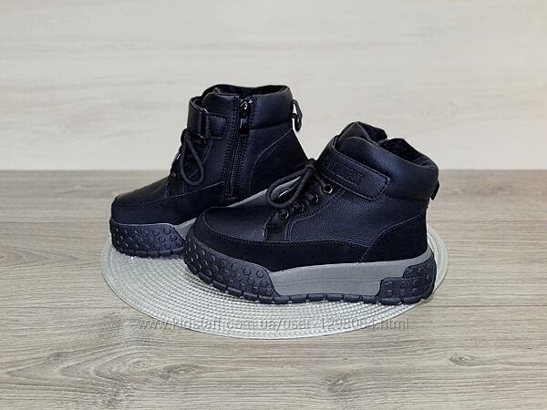 B235. Черевики зимові Paliament, рр 32-37