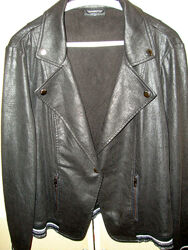 Куртка чорного кольору Gina Benotti