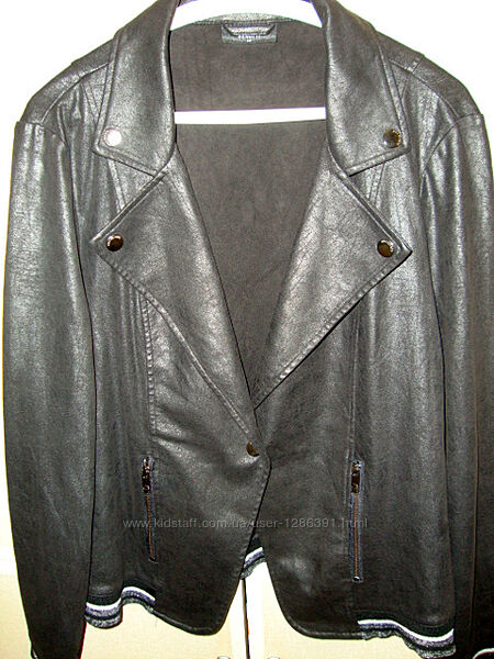 Куртка чорного кольору Gina Benotti