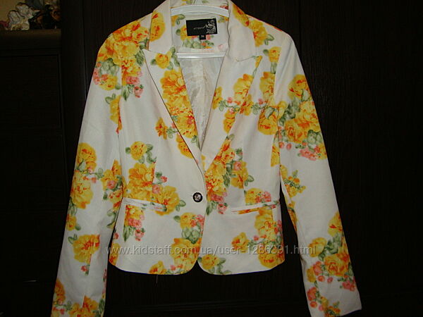 Піджак білий принт квіти жакет Attentif Paris