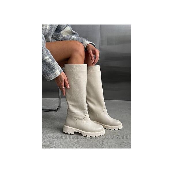 Преміальні жіночі чоботи труби зі шкіри молочного кольору