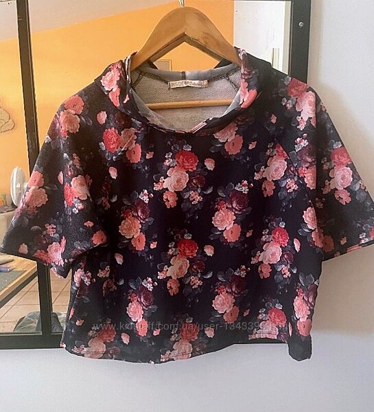 Блуза вільного крою з капюшоном Inside