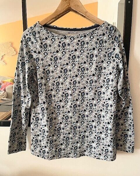 Лонгслив бренду Esmara