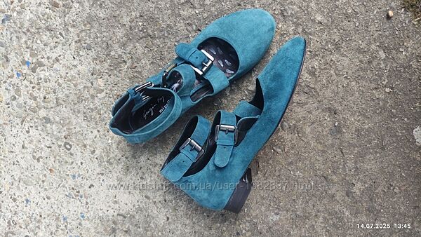 Туфлі 38 розмір 