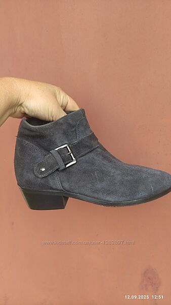 Черевики 38 розмір 