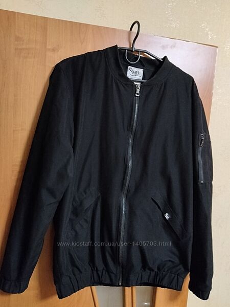 Молодіжна демісезонна куртка бомбер Staff, р. М