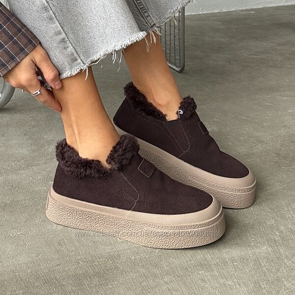 Зимові шоколадні лофери з хутром, зимові черевики 36-41р код 9254