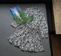 Коротка гарна сукня з зав&acuteязкою в анімалістичний принт zara