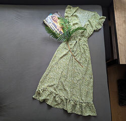 Ніжна сукня міді в квітковий принт приталена