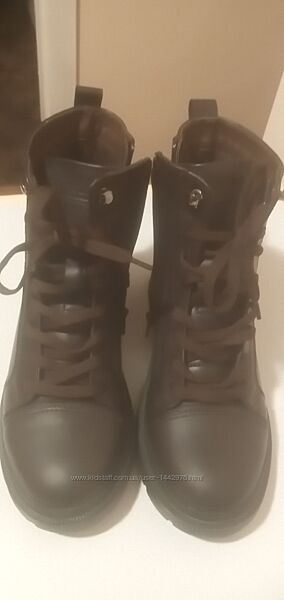 Ботинки жіночі модні